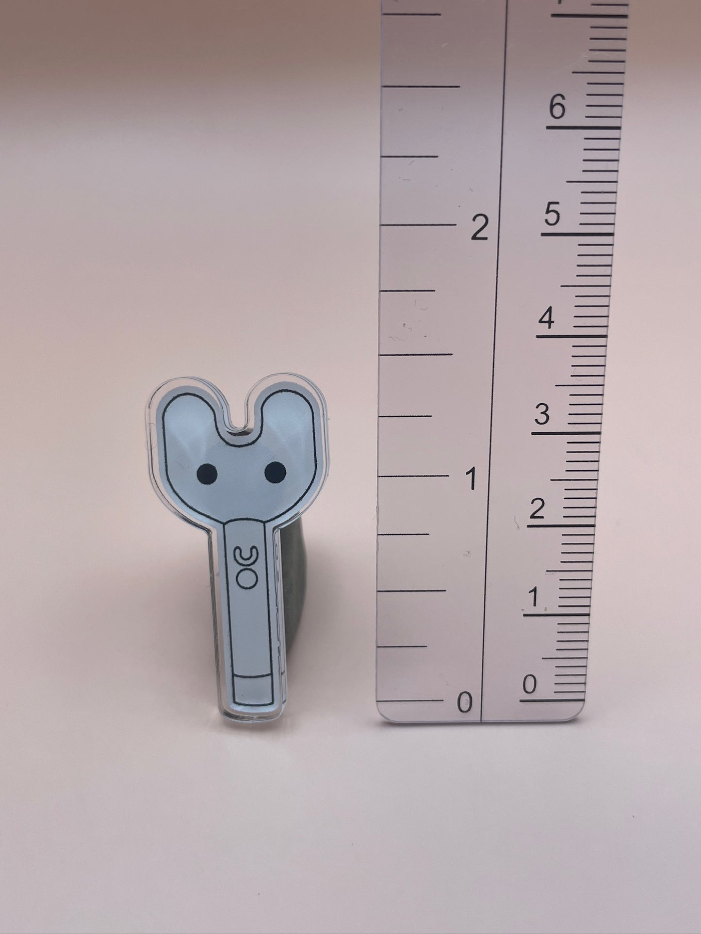 NewJeans Pins